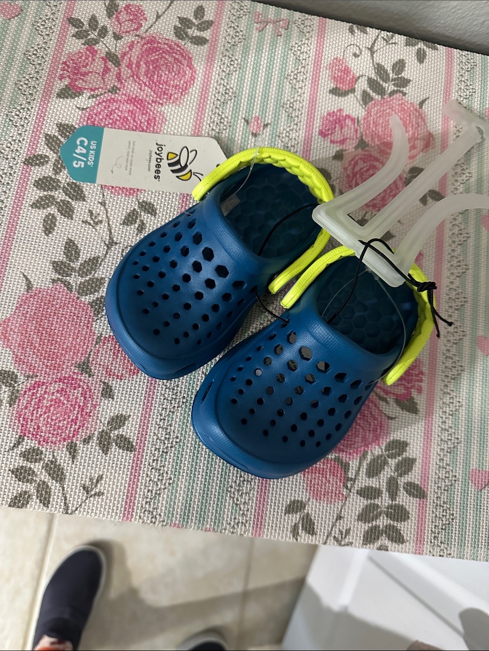 Kids' Blue and Neon Yellow Comfort Clogs Sz 4/5 toddler NWT